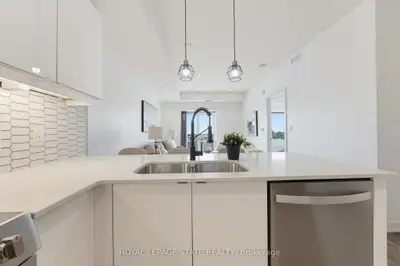 16 Markle Crescent 513, Hamilton, On L9g 0h4