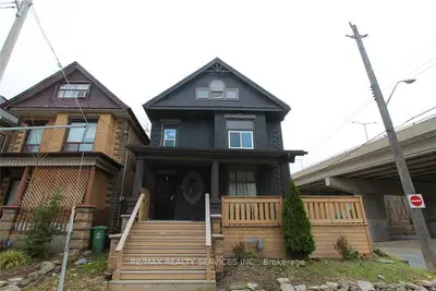 2 Webber Avenue, Hamilton, On L8n 1w3
