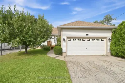 21 B Kelson Avenue N, Grimsby, On L3m 4c6