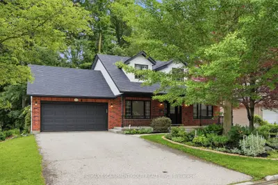 292 Thorncrest Drive, Waterloo, On N2l 5r5