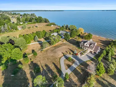 263 Lakeshore Road, Brighton, On K0k 1h0
