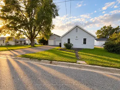 14 PEARL Street, Belleville, ON K8N 4X2