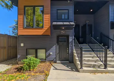 781 Clare Avenue 214, Welland, On L3c 0k1