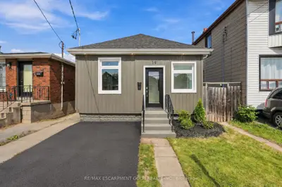 19 Vansitmart Avenue, Hamilton, On L8h 3a2