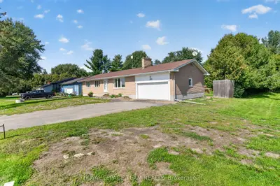 2830 John Shaw Road, Carp - Dunrobin - Huntley - Fitzroy And Area, On K0a 2h0