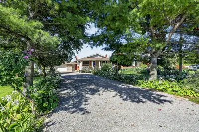 840 East West Line, Niagara-on-the-lake, On L0s 1j0