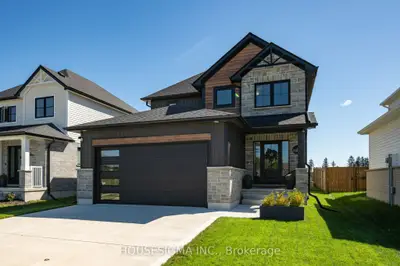 48 Postma Crescent, North Middlesex, On N0m 1a0