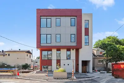 42 Mcarthur Avenue 301, Vanier And Kingsview Park, On K1l 6r2
