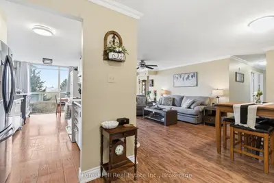 55 Blue Springs Drive 402, Waterloo, On N2j 4t3