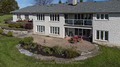 37 Forest Hill Drive, Hamilton Township, On K9a 0w3