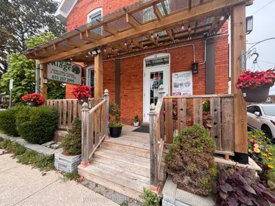 15 Allan Street, Carleton Place, On K7c 1t1