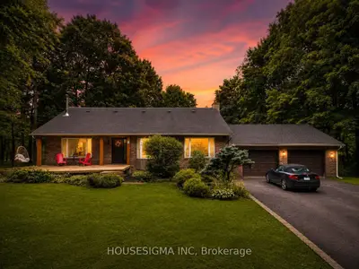 1437 Huntmar Drive, Carp - Huntley Ward, On K0a 1l0