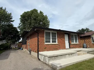 6 Nicholas Crescent, London South, On N6e 2e9