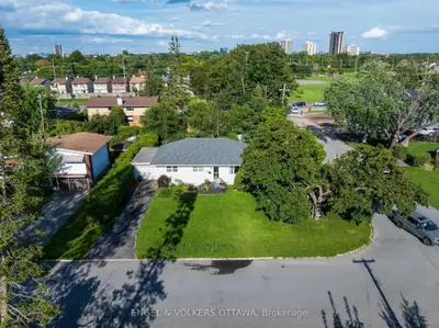 11 Hilliard Avenue, Cityview - Parkwoods Hills - Rideau Shore, On K2e 6b8