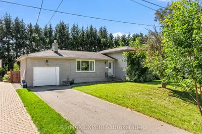 23 Thomas Street, Cobourg, On K9a 1k1