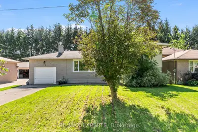 23 Thomas Street, Cobourg, On K9a 1k1