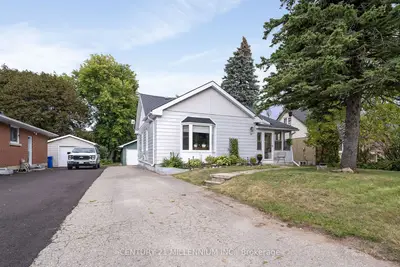 11 Dundas Street W, Erin, On N0b 1t0