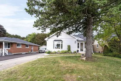 11 Dundas Street W, Erin, On N0b 1t0