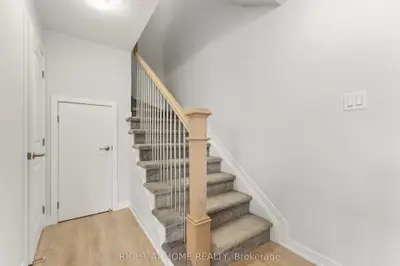 206 Parnian Private, Barrhaven, On K2j 6h3