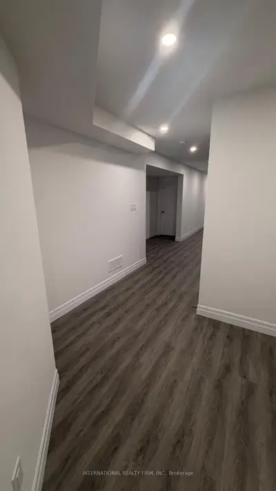 891 Darnley Boulevard Basement, London South, On N6m 0l9