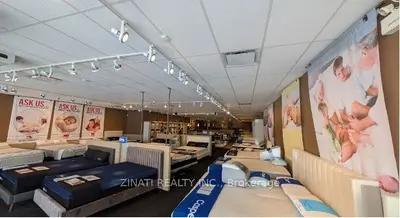 282 Bank Street, Ottawa Centre, On K2p 1x6