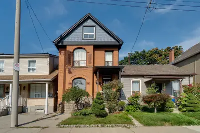 23 Oak Avenue, Hamilton, On L8l 5m7