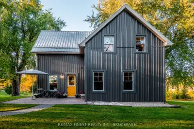 4446 Highway 2, Front Of Leeds & Seeleys Bay, On K7g 2v5