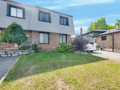 40 Yeoville Court, Hamilton, On L9c 5w3