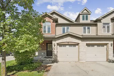 30 Kingsbury Square, Guelph, On N1l 0k6