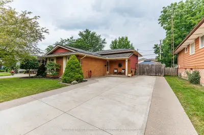 74 Pinehurst Drive, Welland, On L3c 3j1