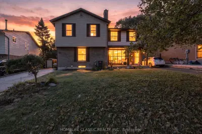 22 Frobisher Court, Cambridge, On N1r 6z5