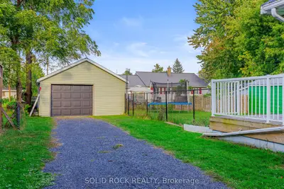 609 East Street E, Edwardsburgh/cardinal, On K0e 1e0