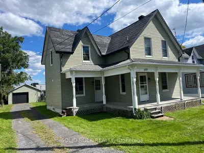 609 East Street E, Edwardsburgh/cardinal, On K0e 1e0