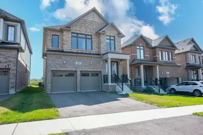 69 Mary Watson Street, North Dumfries, On N0b 1e0