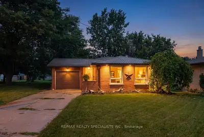 12 Wardell Crescent, Haldimand, On N0a 1h0