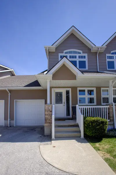 433 Queen Street 6, Kincardine, On N2z 0a2