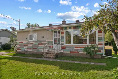17 Casey Street, Madawaska Valley, On K0j 1b0