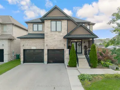 7 Joseph Street, Woolwich, On N0b 1m0