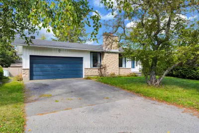 101 Country Lane W, Kanata, On K2l 1j4