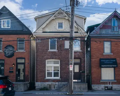 240 Wellington Street, Kingston, On K7k 2y8
