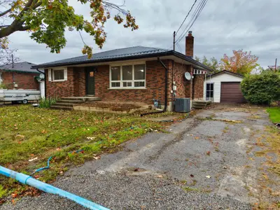 92 St Patrick Street, Kawartha Lakes, On K9v 1r6