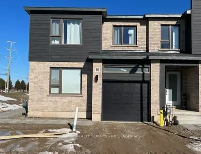 18 Roper Place, Kitchener, On N2r 1r2
