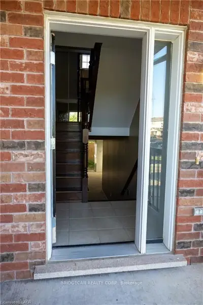 50 Emick Drive, Hamilton, On L9k 0c6