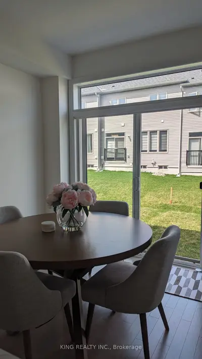 721 Potawatomi Crescent, Shelburne, On L9v 3y4