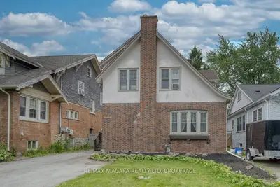 4864 Simcoe Street, Niagara Falls, On L2e 1v9