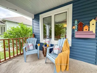 114 N College Avenue, Sarnia, On N7t 6a9