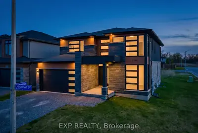7365 Jonathan Drive, Niagara Falls, On L2h 3t3