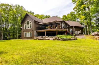 145 Deerfoot Trail, Huntsville, On P1h 0a8