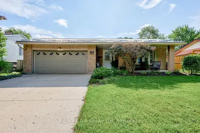 159 Lightbourne Avenue, Stratford, On N4z 1c8