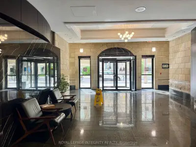 435 Albert Street 211, Ottawa Centre, On K1r 7x4